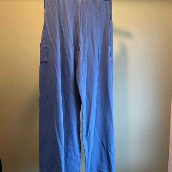 Women’s cropped causal blue pants - Picture 3 of 3